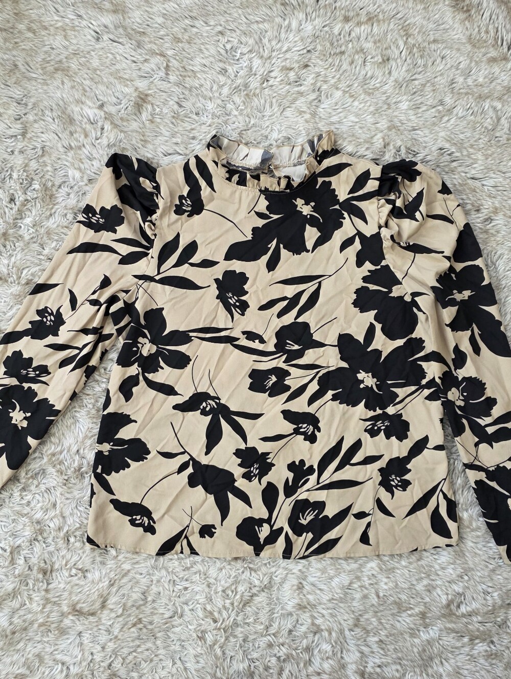 SHEIN High Neck Beige Floral Puff Sleeve Blouse Women's Size Large